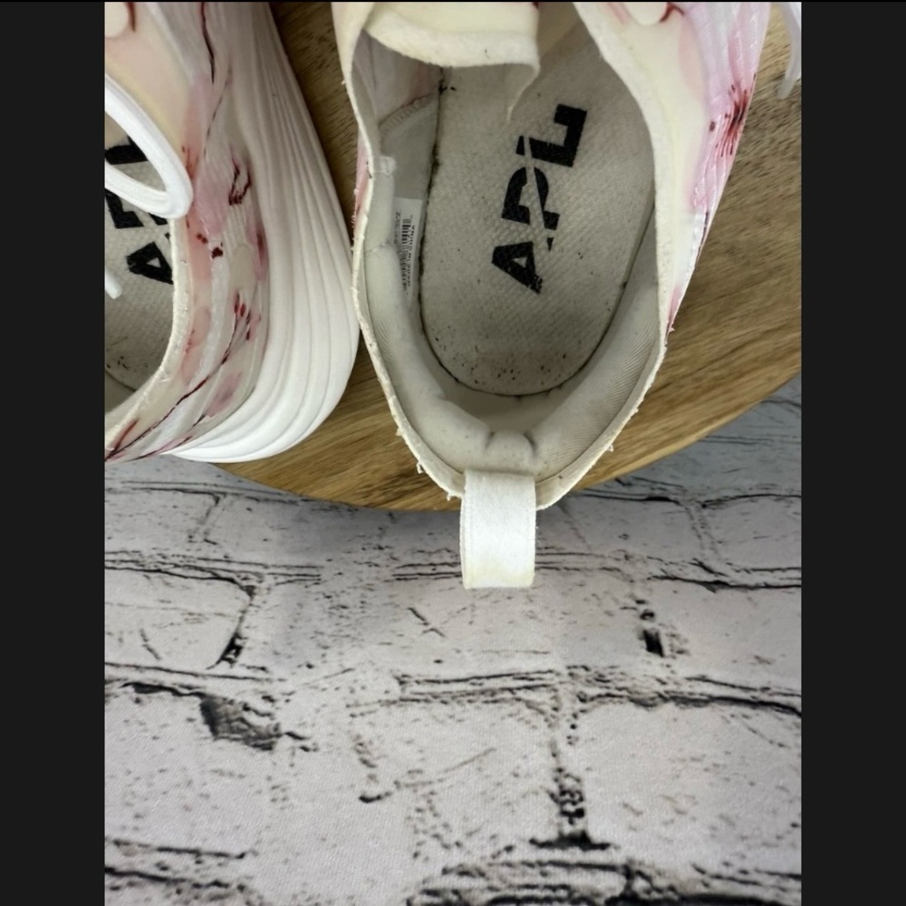 SALE | APL Streamline Women's 9 Cherry Blossom LE Running Shoes - Picture 8 of 13